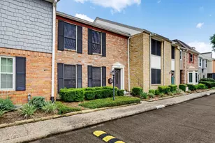 1653 W Sam Houston Pkwy S, Houston, TX 77042 - Photo 3