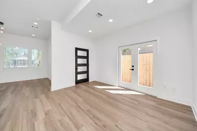 8106 Locksley Street #A, Houston, TX 77078 - Photo 11