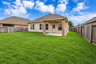 6515 Hunters Trace Ln, Baytown, TX 77521 - Photo 35