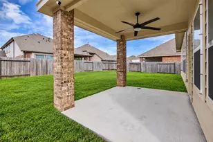 6515 Hunters Trace Ln, Baytown, TX 77521 - Photo 33