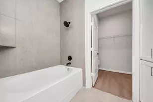 6363 San Felipe St, Houston, TX 77057 - Photo 23