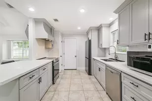 22031 Jay Dr, Spring, TX 77373 - Photo 11