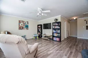 2810 Powell Springs Ct, Missouri City, TX 77459 - Photo 23