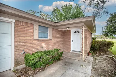 9625 Catlett Lane, La Porte, TX 77571 - Photo 3