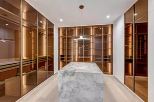 12511 Overcup Dr, Houston, TX 77024 - Photo 35