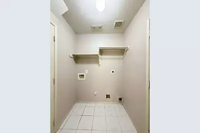 10307 Sugarbridge Trail, Sugar Land, TX 77498 - Photo 17