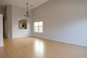 10307 Sugarbridge Trail, Sugar Land, TX 77498 - Photo 5