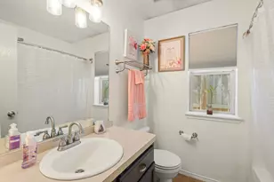 4823 Sable Field Ln, Katy, TX 77449 - Photo 11
