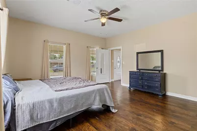 709 Dallas Street, Port Neches, TX 77651 - Photo 11