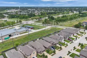 5030 Aspen Orch Dr, Houston, TX 77066 - Photo 5