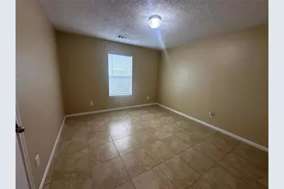 8840 E Buffalo Circle, Willis, TX 77378 - Photo 7