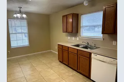 8840 E Buffalo Circle, Willis, TX 77378 - Photo 3