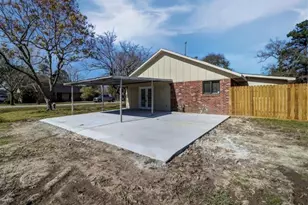 501 Ladd St, Dayton, TX 77535 - Photo 3
