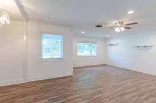 6131 Grape St, Houston, TX 77074 - Photo 3