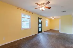 6131 Grape St, Houston, TX 77074 - Photo 33