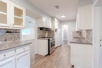 6131 Grape Street, Houston, TX 77074 - Photo 5