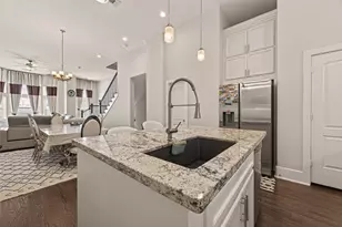 2020 McGowen St, Houston, TX 77004 - Photo 15