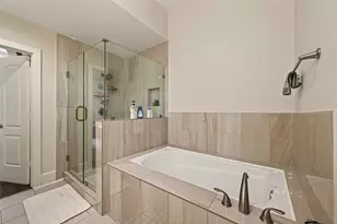 2020 McGowen St, Houston, TX 77004 - Photo 33