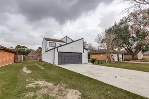 605 S Remington Dr, Angleton, TX 77515 - Photo 3