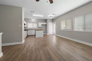 7722 Fallen Leaf, Missouri City, TX 77459 - Photo 9