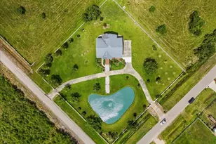 2250 Broadway St, San Leon, TX 77539 - Photo 13