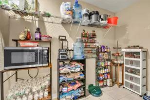 12823 Sandy Hook Dr, Houston, TX 77089 - Photo 11