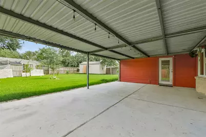 12823 Sandy Hook Drive, Houston, TX 77089 - Photo 25