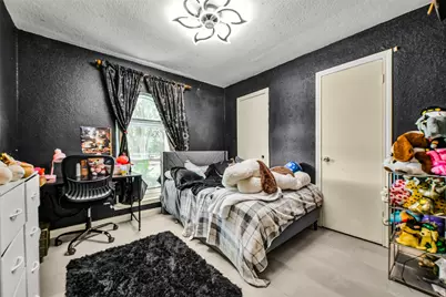 12823 Sandy Hook Drive, Houston, TX 77089 - Photo 19