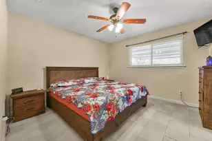 12823 Sandy Hook Dr, Houston, TX 77089 - Photo 15