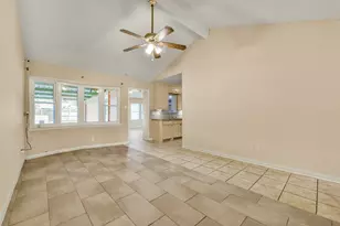 12823 Sandy Hook Dr, Houston, TX 77089 - Photo 7