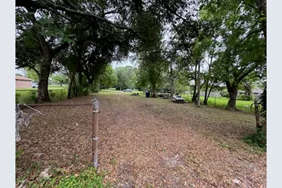318 2nd Avenue N, Texas City, TX 77590 - Photo 3