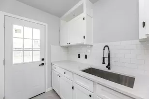 1109 E Columbia Ln, Deer Park, TX 77536 - Photo 13