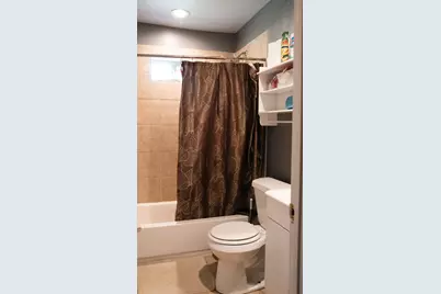 5242 Carmen Street, Houston, TX 77033 - Photo 9
