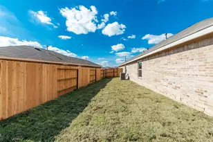 8830 Bar Hbr Dr, Baytown, TX 77521 - Photo 37