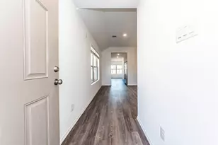 8830 Bar Hbr Dr, Baytown, TX 77521 - Photo 5