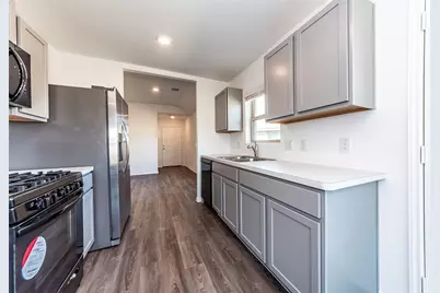 8830 Bar Harbor Drive, Baytown, TX 77521 - Photo 11