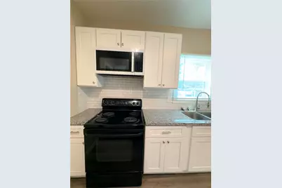 516 Hurst Street, Angleton, TX 77515 - Photo 7
