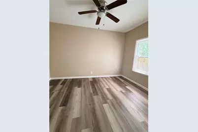 516 Hurst Street, Angleton, TX 77515 - Photo 11