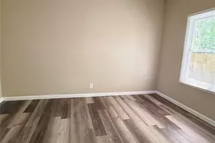 516 Hurst St, Angleton, TX 77515 - Photo 11