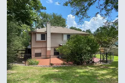 705 Overbrook, Huntsville, TX 77340 - Photo 3