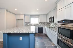 12510 Seaswept Dr, Houston, TX 77071 - Photo 13