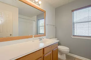 9018 Carriage Point Dr, Sugar Land, TX 77479 - Photo 35