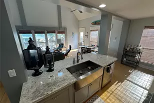 2836 Gulf View Ln, Crystal Beach, TX 77650 - Photo 21