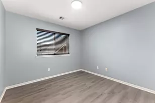 102 Lindencrest Ct, Sugar Land, TX 77479 - Photo 31