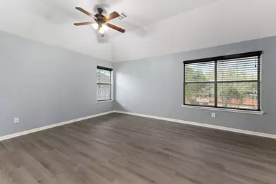 102 Lindencrest Court, Sugar Land, TX 77479 - Photo 23