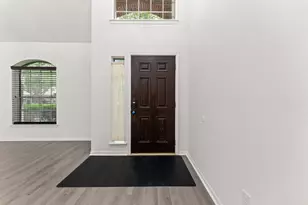 102 Lindencrest Ct, Sugar Land, TX 77479 - Photo 5