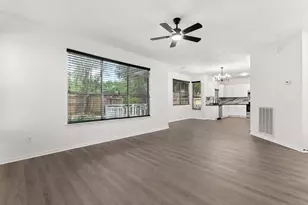 102 Lindencrest Ct, Sugar Land, TX 77479 - Photo 19