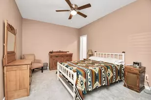 202 Sugar Berry Cir, Houston, TX 77024 - Photo 27