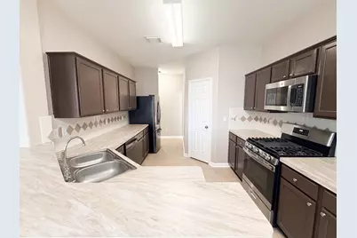 4422 Park Trail Lane, Pasadena, TX 77505 - Photo 9