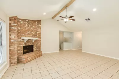 224 Banyan Street, Lake Jackson, TX 77566 - Photo 9